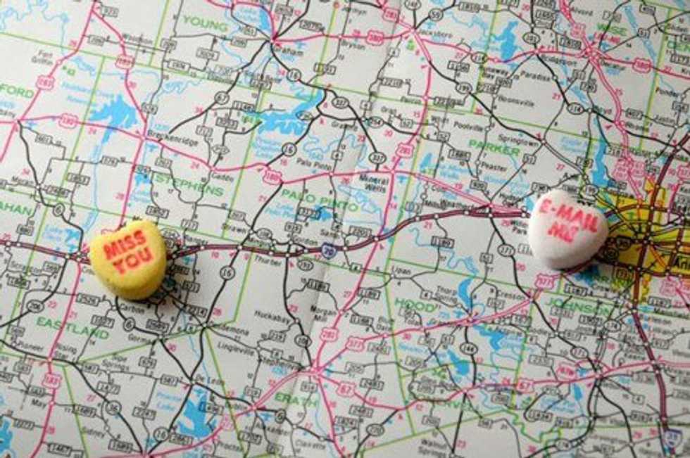 How To: Long Distance Relationships In College