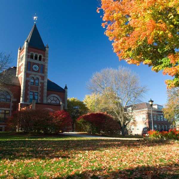 7 Ways UNH Does Fall Best