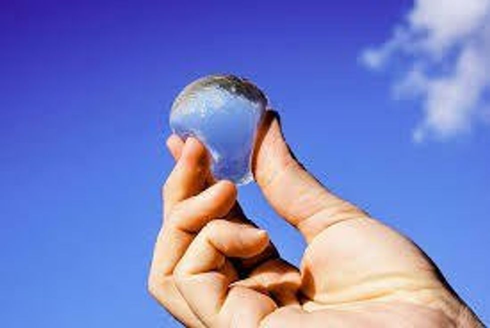 Ooho! - The Sustainable Water Bottle of the Future