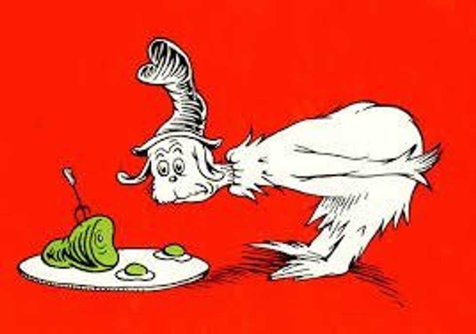 10 Books Everyone Must Read Before Graduating College