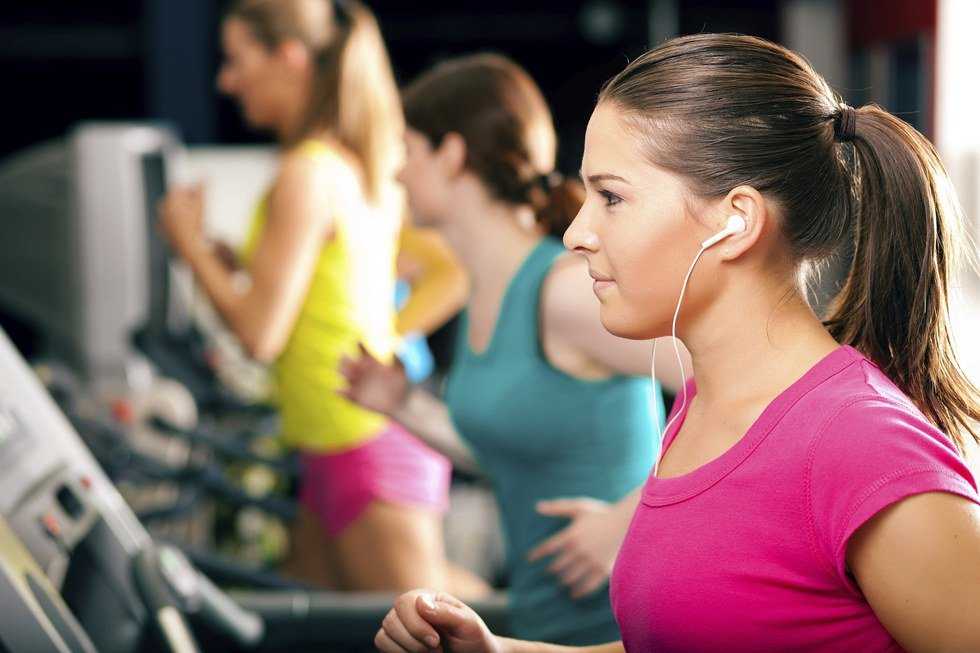 Thoughts Every Girl Has While Working Out At Malley