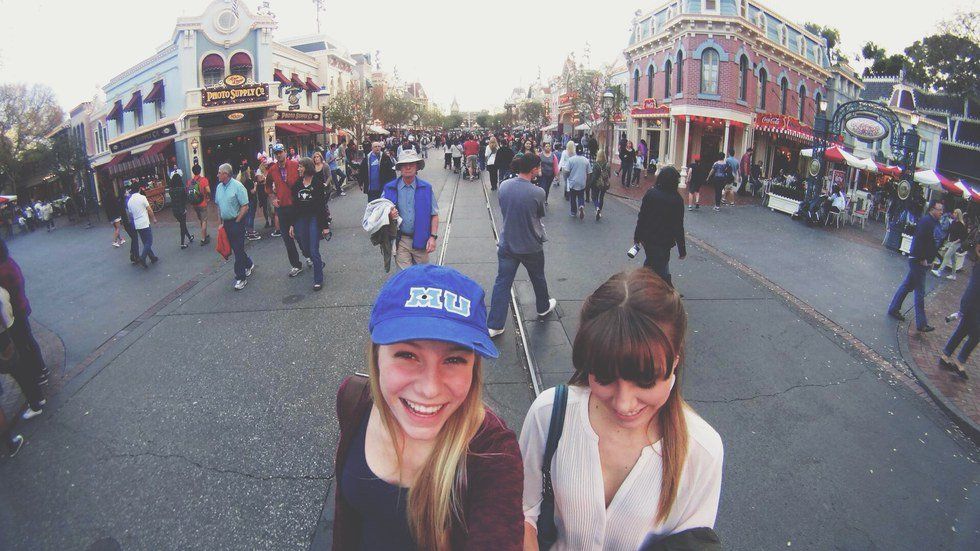 41 Signs You Are An Avid Disneyland Go-er