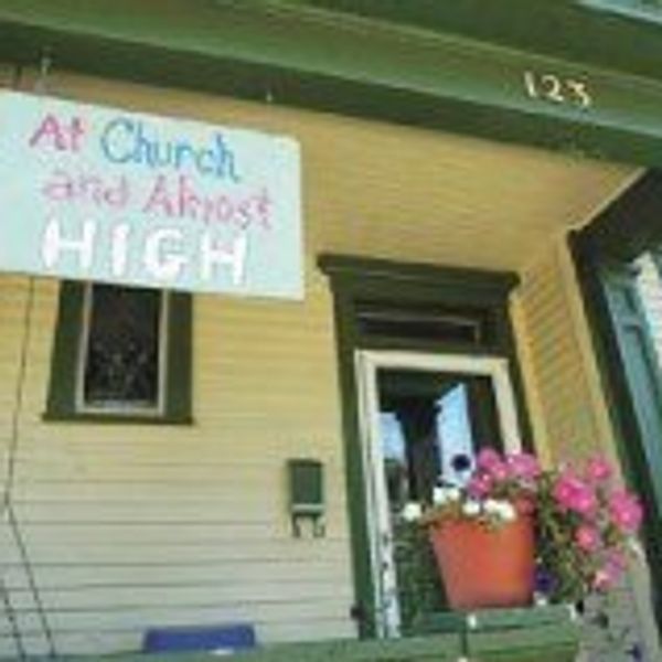 11 GIFs That Describe Off-Campus Living