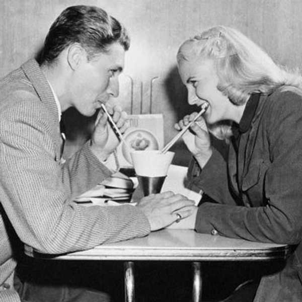 Dating Today, But With "Old School" Habits