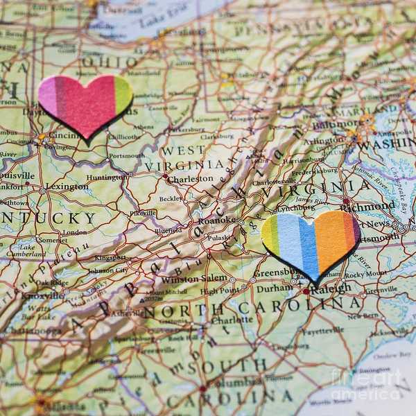 A "How-To" on Surviving Long Distance Relationships in College