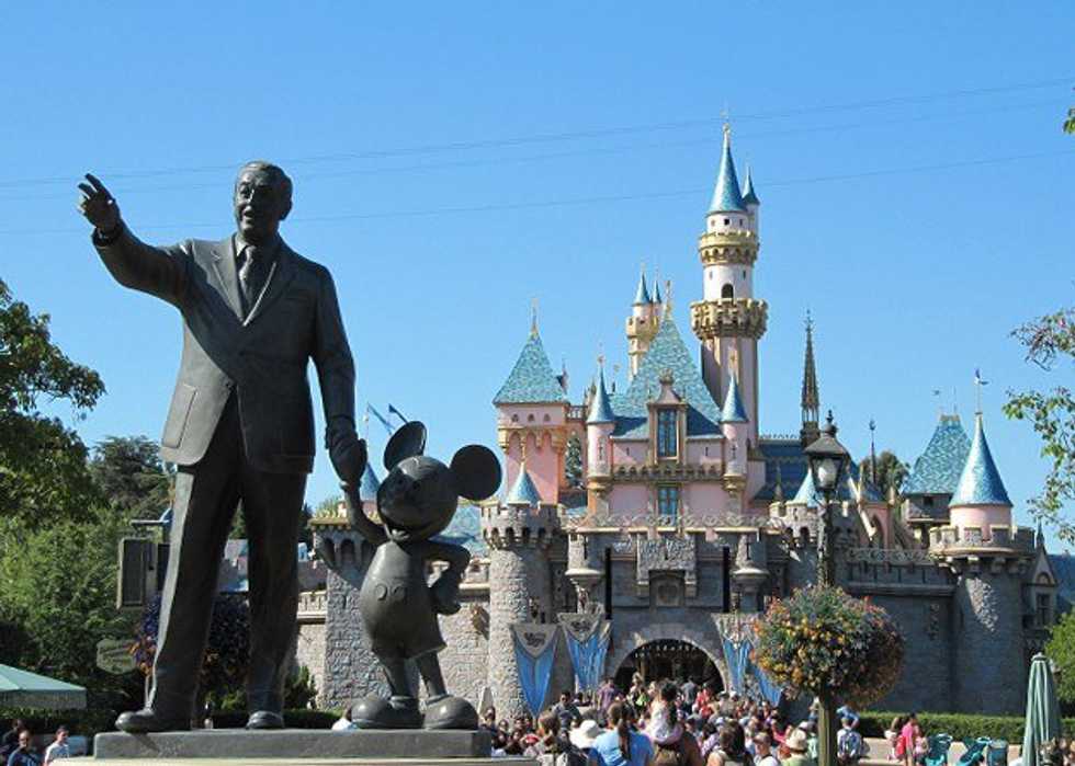 6 Things Every Disneyland Addict Knows
