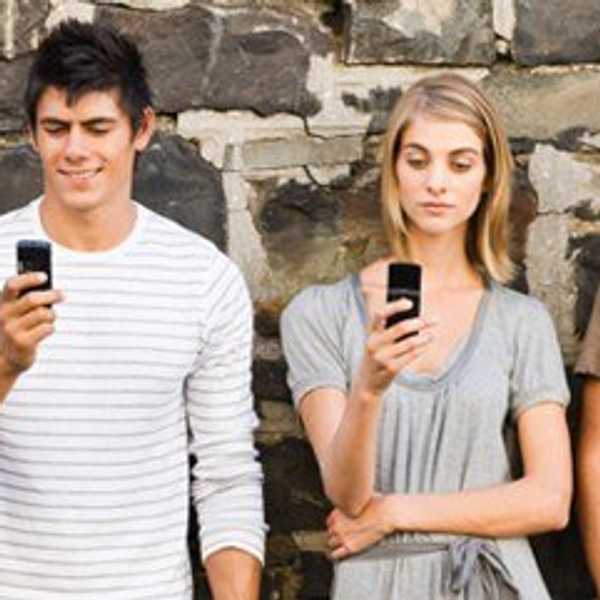 Six Types Of Texters We All Know