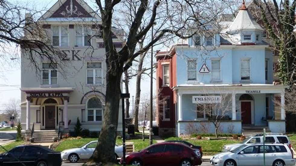 What It's Like To Go To College In Your Hometown