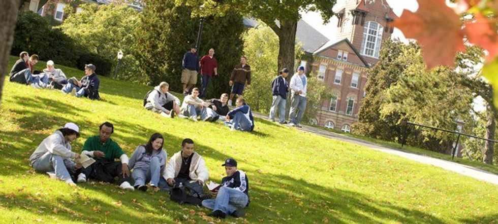 5 Things I Wish I Knew As A Freshman At A Small School