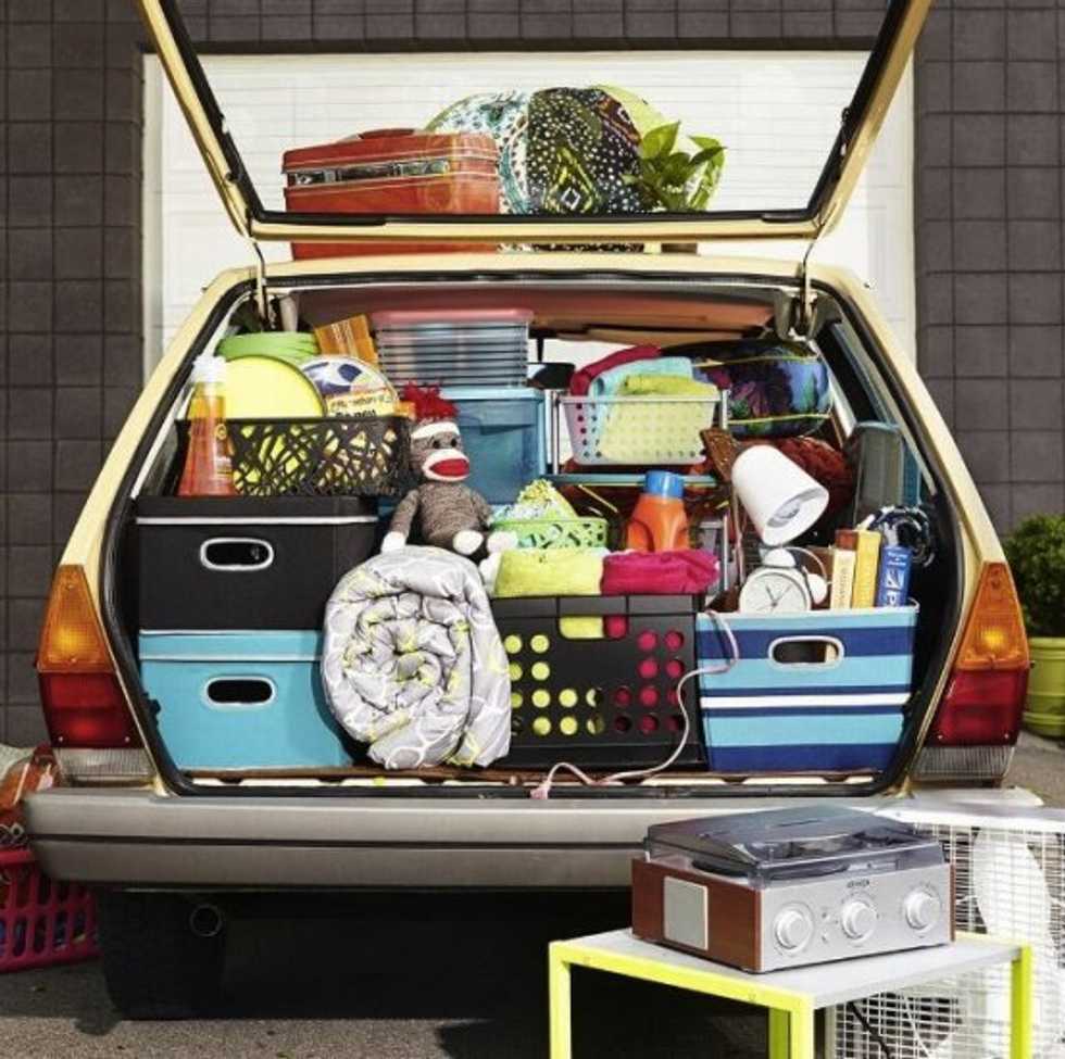 25 Thoughts When Attempting to Move Back to College