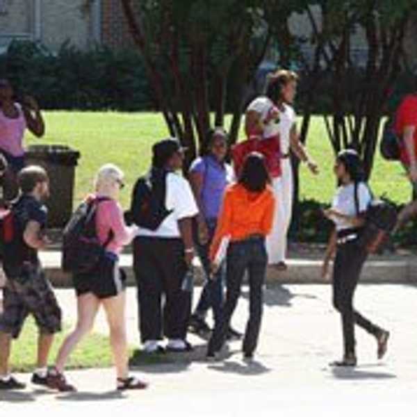5 Necessary Tips For Walking To Class