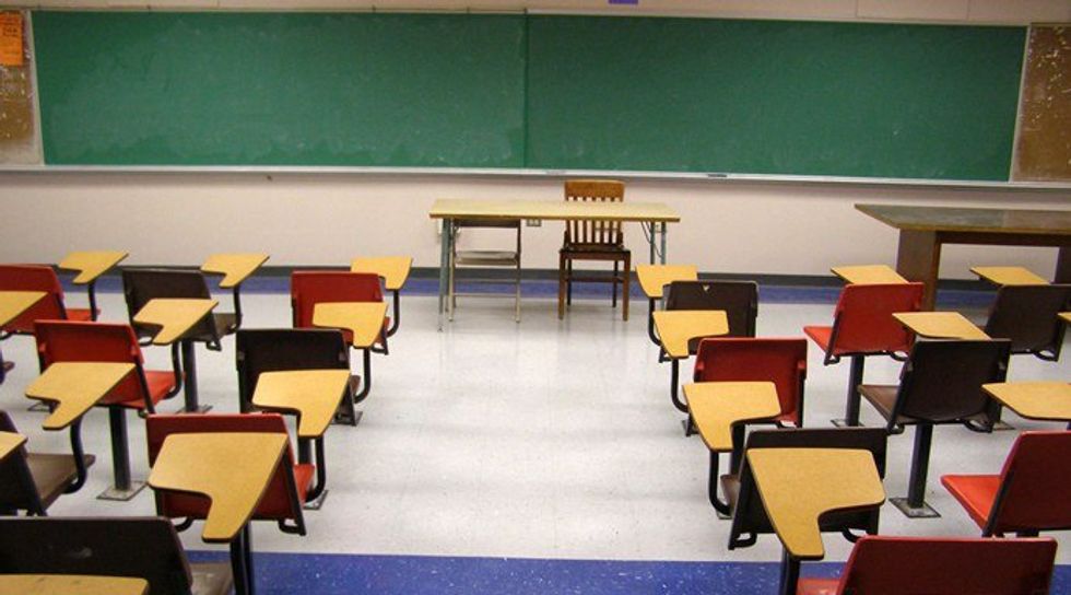 The Stages You Go Through On The First Day Of Class