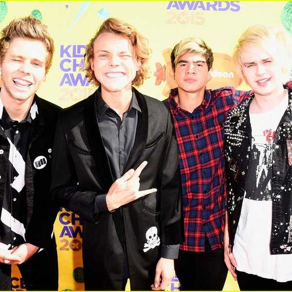 What It's Like To Be A 21-Year-Old Fangirl