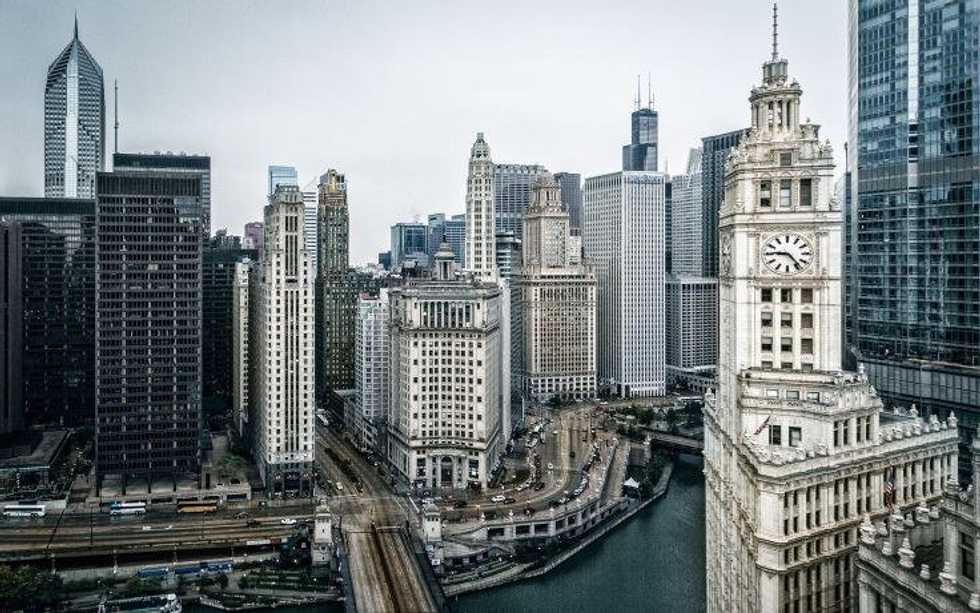 7 Questions People Ask You When They Think You’re From Chicago But You Actually Aren’t