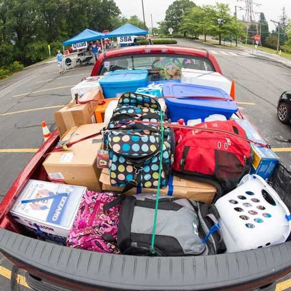 8 Reasons Why You Have A Love-Hate Relationship With Going Back To School