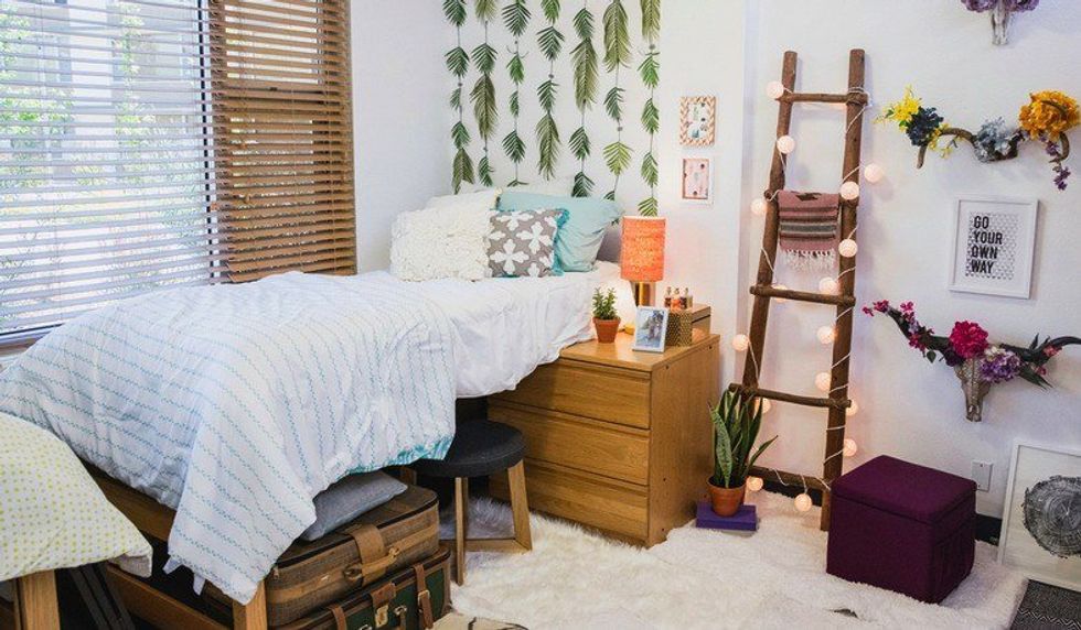 12 Ways To Spruce Up Your Dorm Room