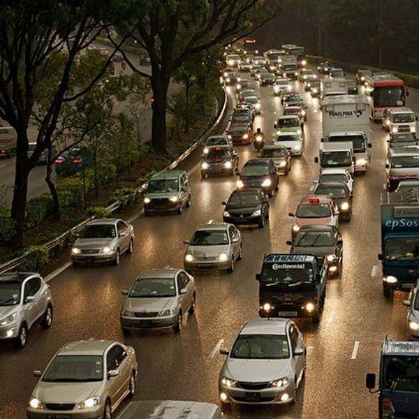 10 Essentials For The Commuting Student