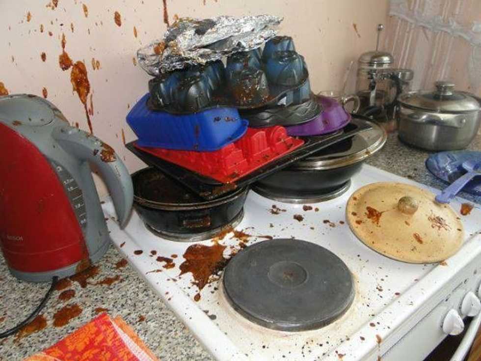 Seven Things That Could Go Wrong When Cooking For The First Time
