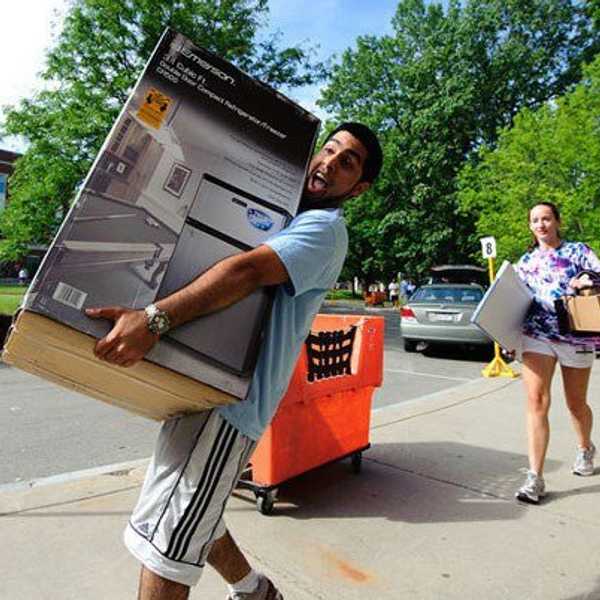 11 Ways to Keep the Blood Pressure Down on Move-In Day