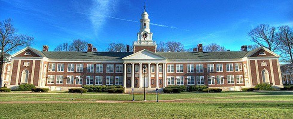 5 Ways to Adjust to College Life