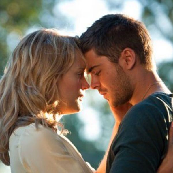 6 Reasons Why Nicholas Sparks Gives Girls False Hope