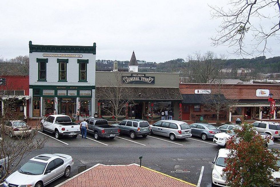 7 Things I Learned Growing Up In A Small Town