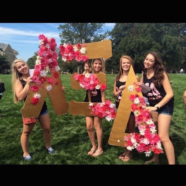 5 Reasons Why Joining A Sorority My Freshman Year Bettered My College Career