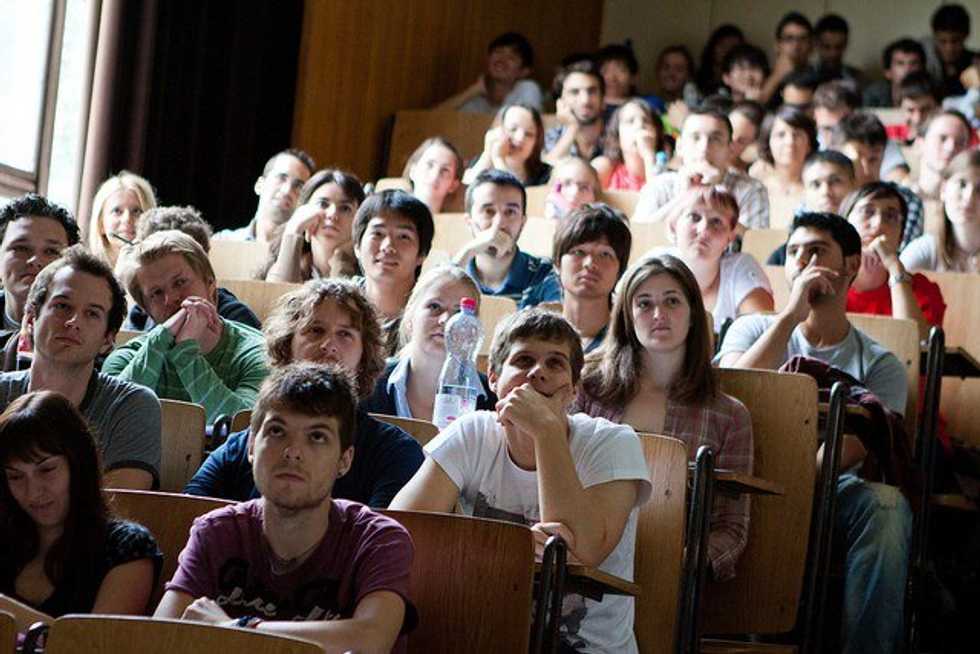 25 Thoughts Every Incoming Freshman Has While Attending Orientation