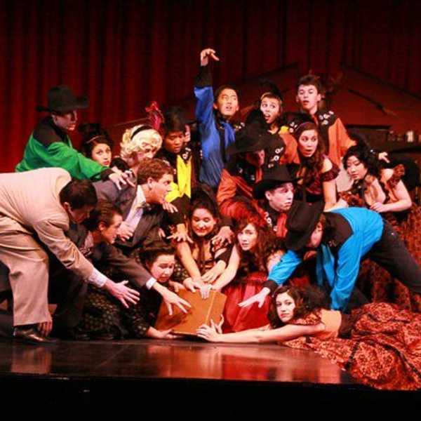 10 Signs You Were A Theatre Kid In High School
