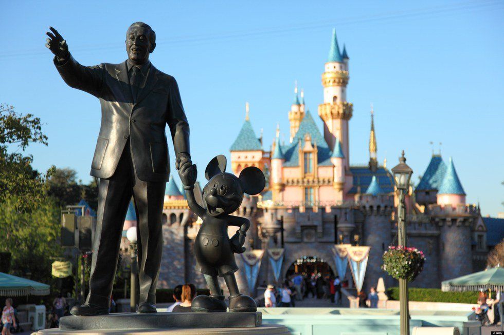 Best Tips And Tricks To Conquer Disneyland Like A Pro
