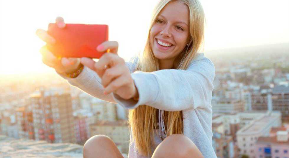 S.O.S. (Save Our Selfies): Ending The Hate On The Selfie Game