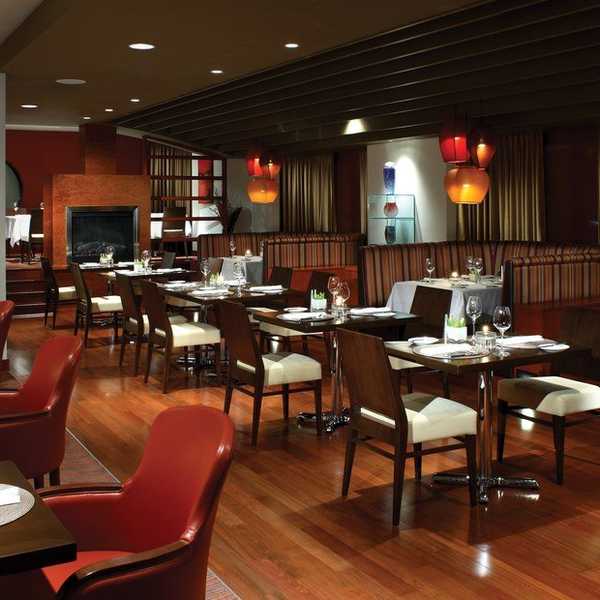 5 Things Working in a Restaurant Teaches You About Being a Customer