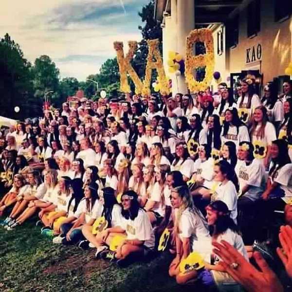 18 Reasons To Go Greek This Fall