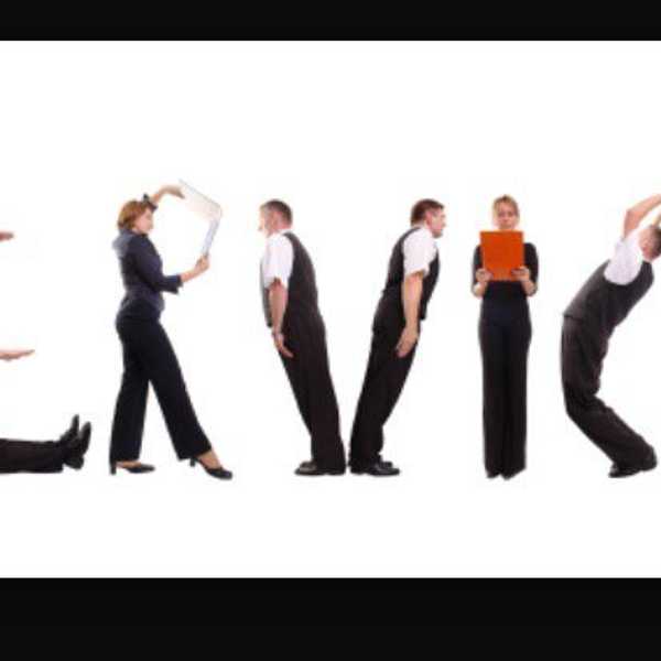 7 Life Lessons From The "How Can I Help You?" Lifestyle