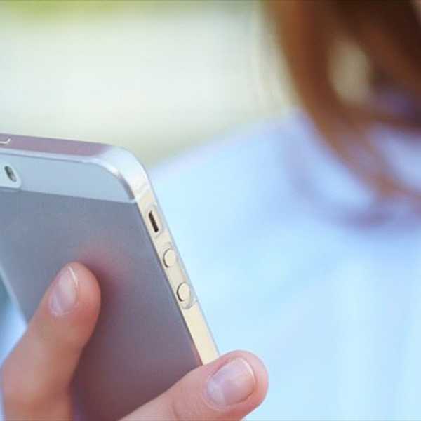 Capturing the Moment Vs. Capturing the Memory