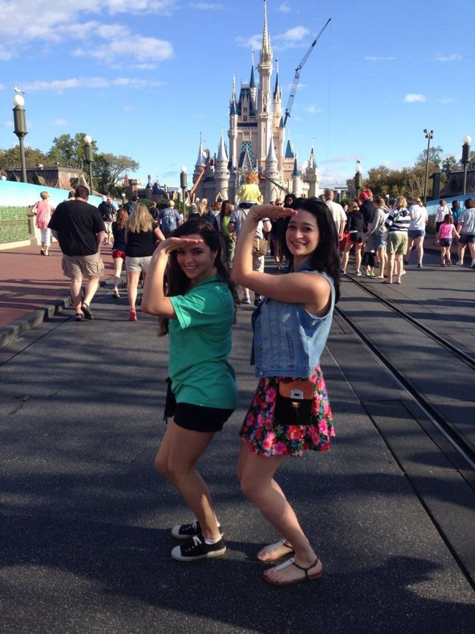 Nine Reasons Loving Your Freshman Year Roommate Will Save Your Life