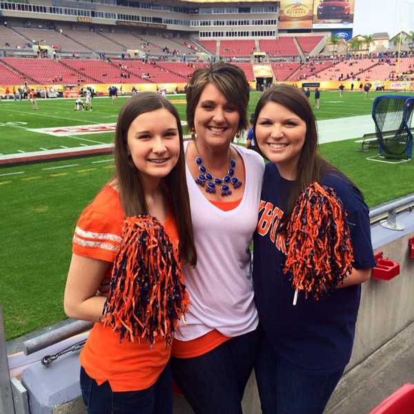 10 Signs You're Becoming Just Like Your Mom