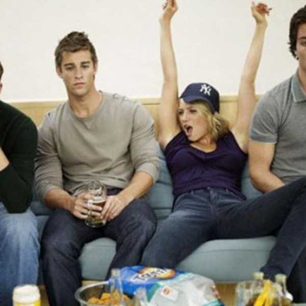 15 Reasons Why You Should Live With a Guy at Least Once in Your Life