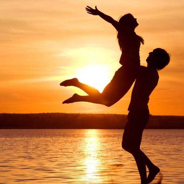 The Harsh Reality of Being A Hopeless Romantic