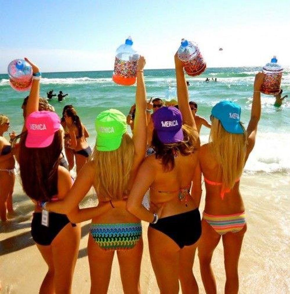 10 Drinks to Order on Spring Break