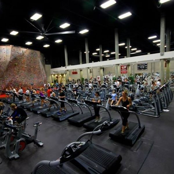 40 Thoughts We Have All Had While at the Gym