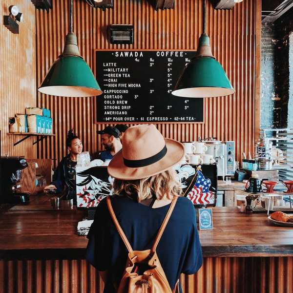 8 Phrases A Retail Worker Says And What They Really Mean