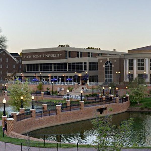 7 Pros And Cons To Living Off Campus at High Point University