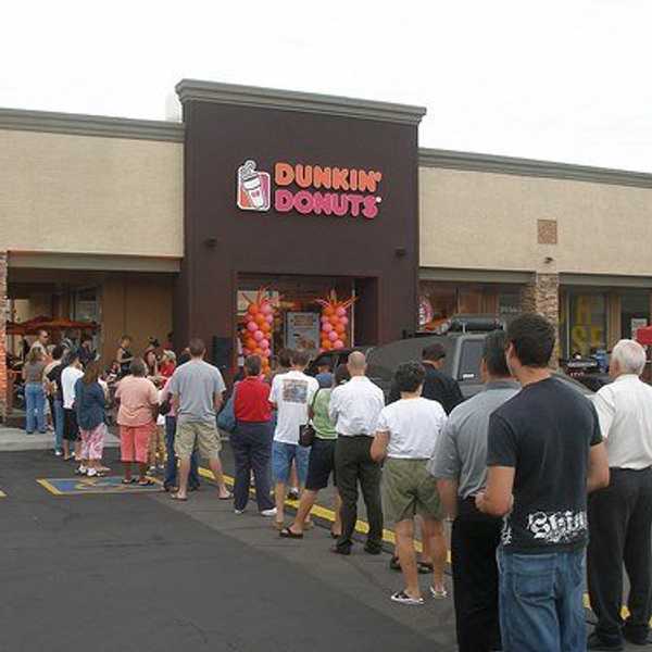 The 23 People You See In The Dunkin Donuts Line
