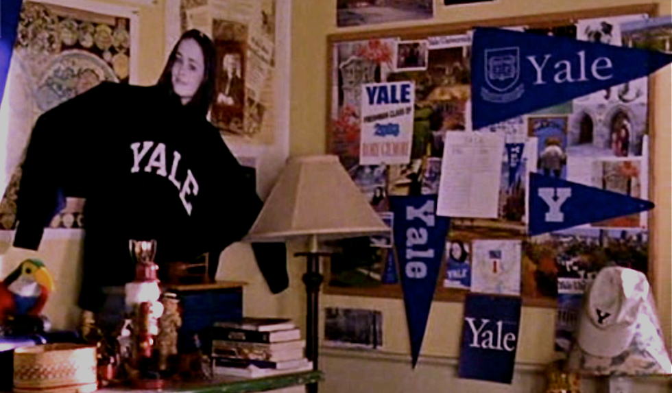 13 Times 'Gilmore Girls' Totally NAILED College