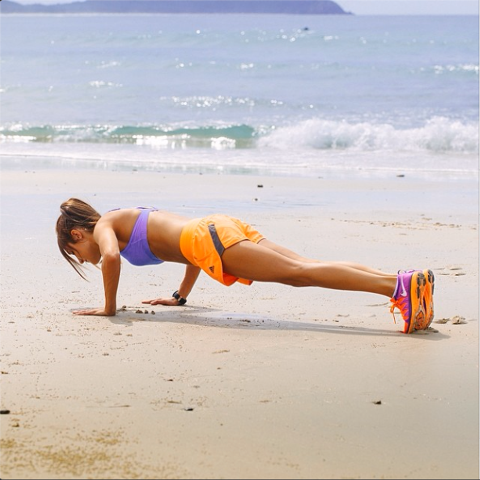 30 Thoughts While Doing Day 1 of Kayla Itsine’s Bikini Body Workout