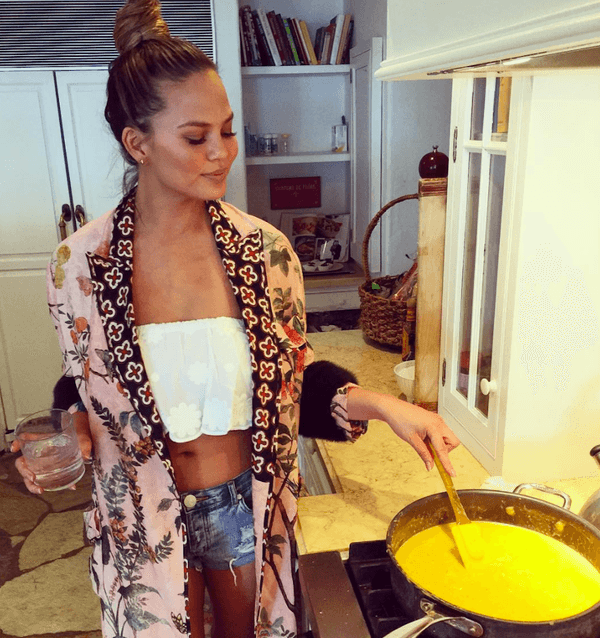 5 Truths Girls Who Love To Eat Can Relate To