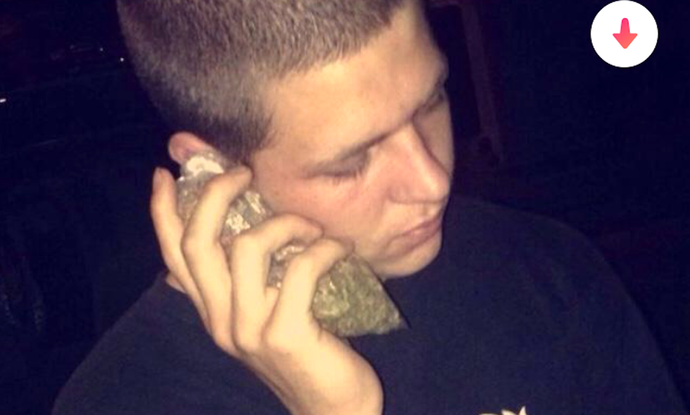 The 8 Guys You Should Definitely Swipe Left On