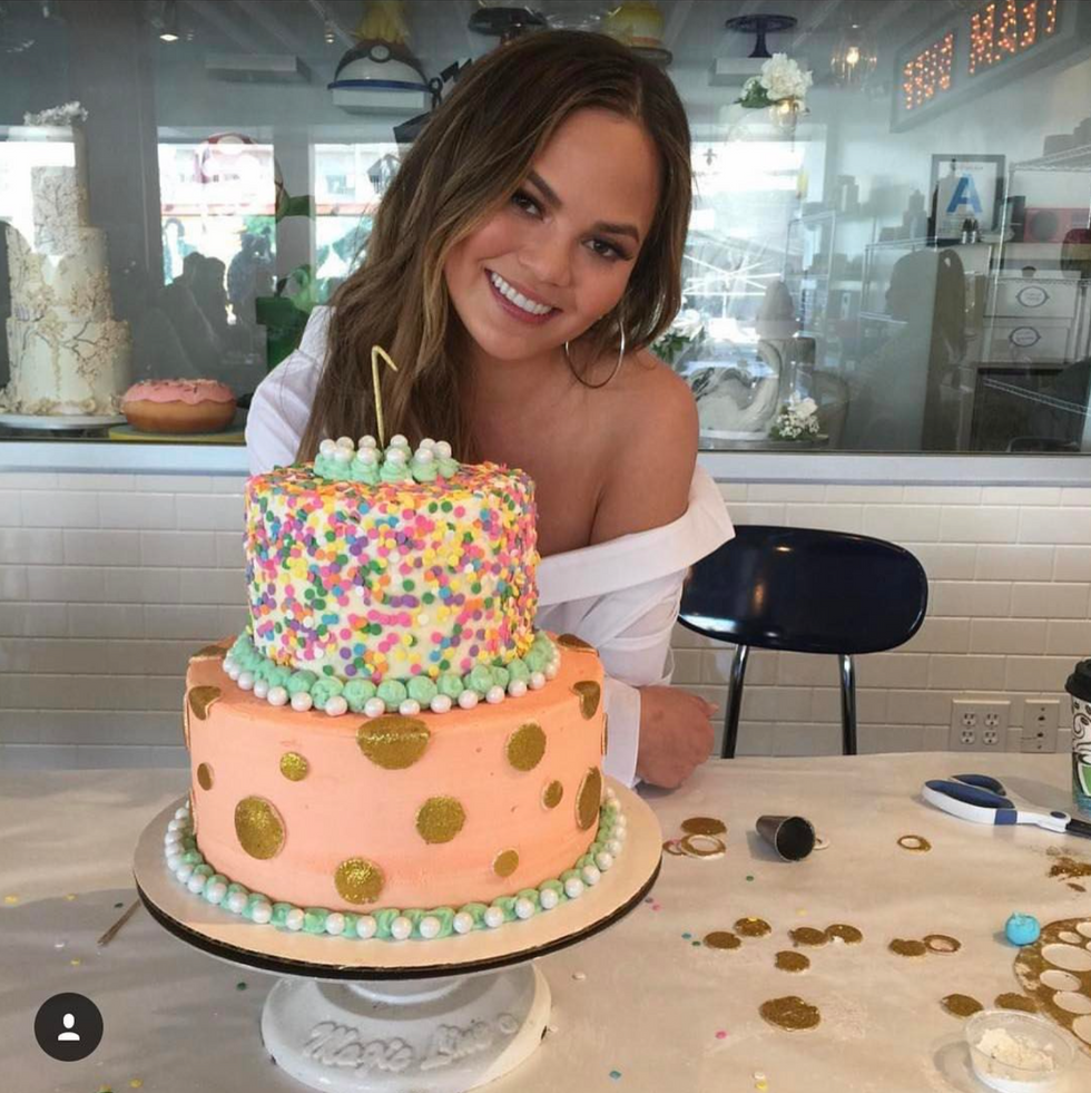 9 Tweets From Chrissy Teigen Every College Student Can Relate To