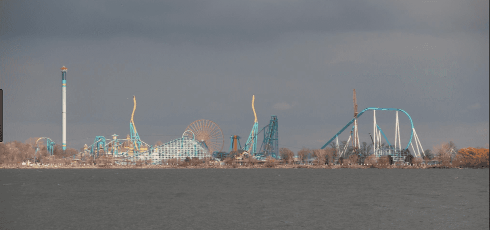 5 Common Complaints a Theme Park Worker is Tired of Hearing